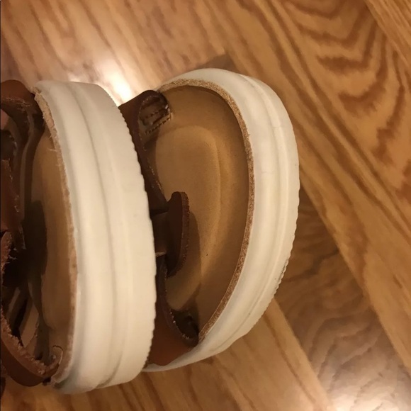 New Direct This is Our Other Line Strappy Sandal 37 or 39; 7 or 9 - Picture 8 of 13